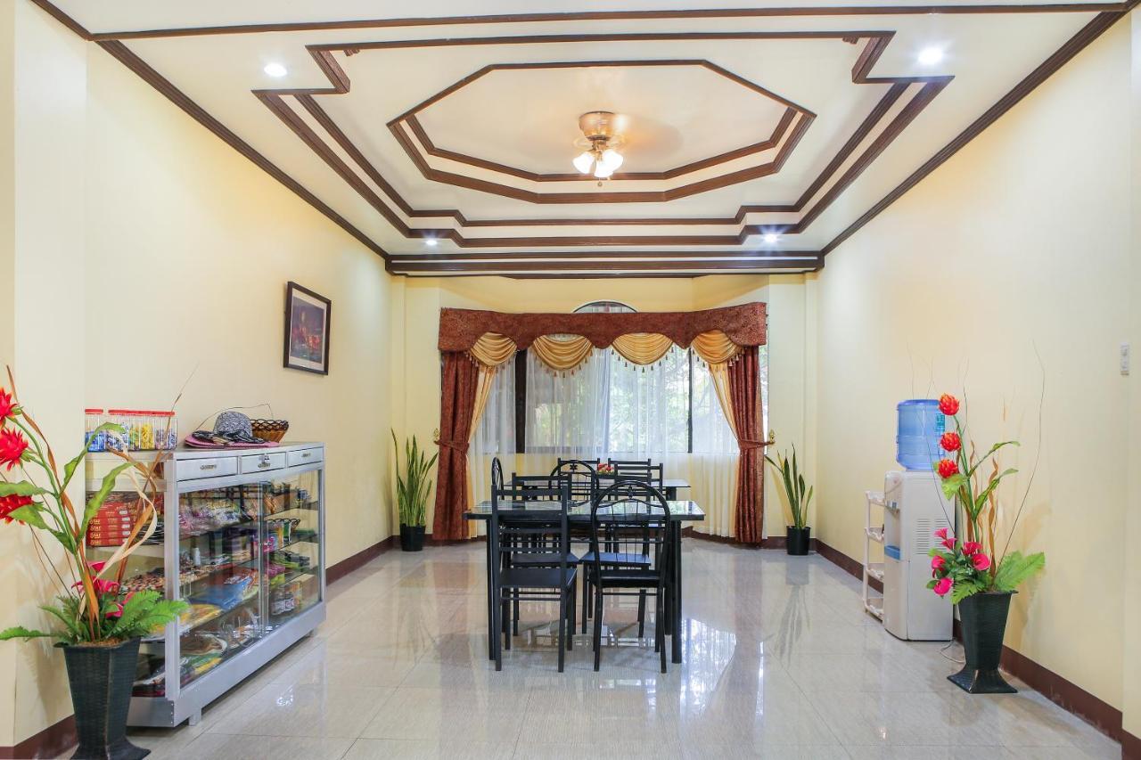 Oyo 422 Villa Emilia Pension House Panglao Exterior foto